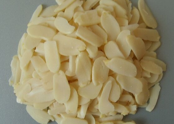 EU Standard Peanut Flakes | Raw & Roasted Sliced Peanuts Factory Supply from China